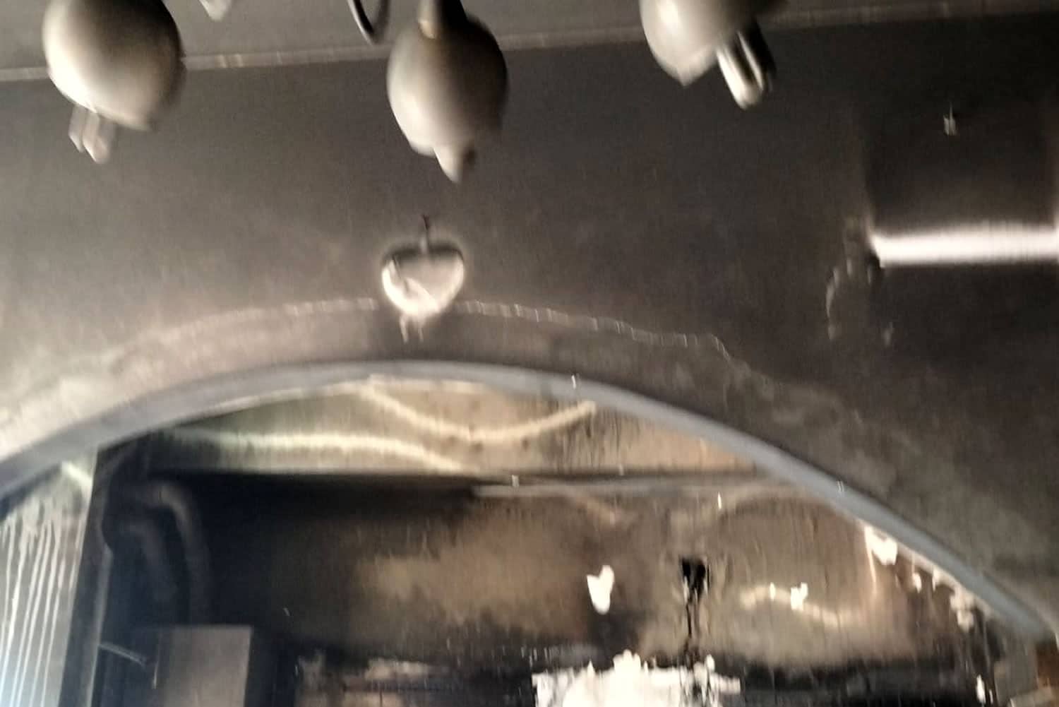 Soffitto a volta riportato al colore originale